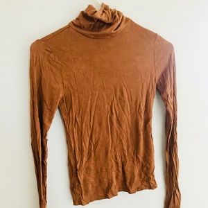 ⭕️3 for $15 | Aeropostale camel turtleneck small